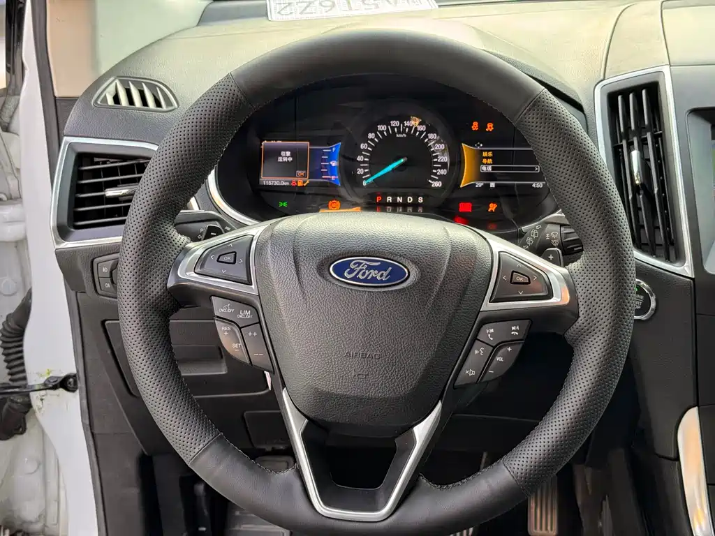 Ford Edge — миниатюра 10
