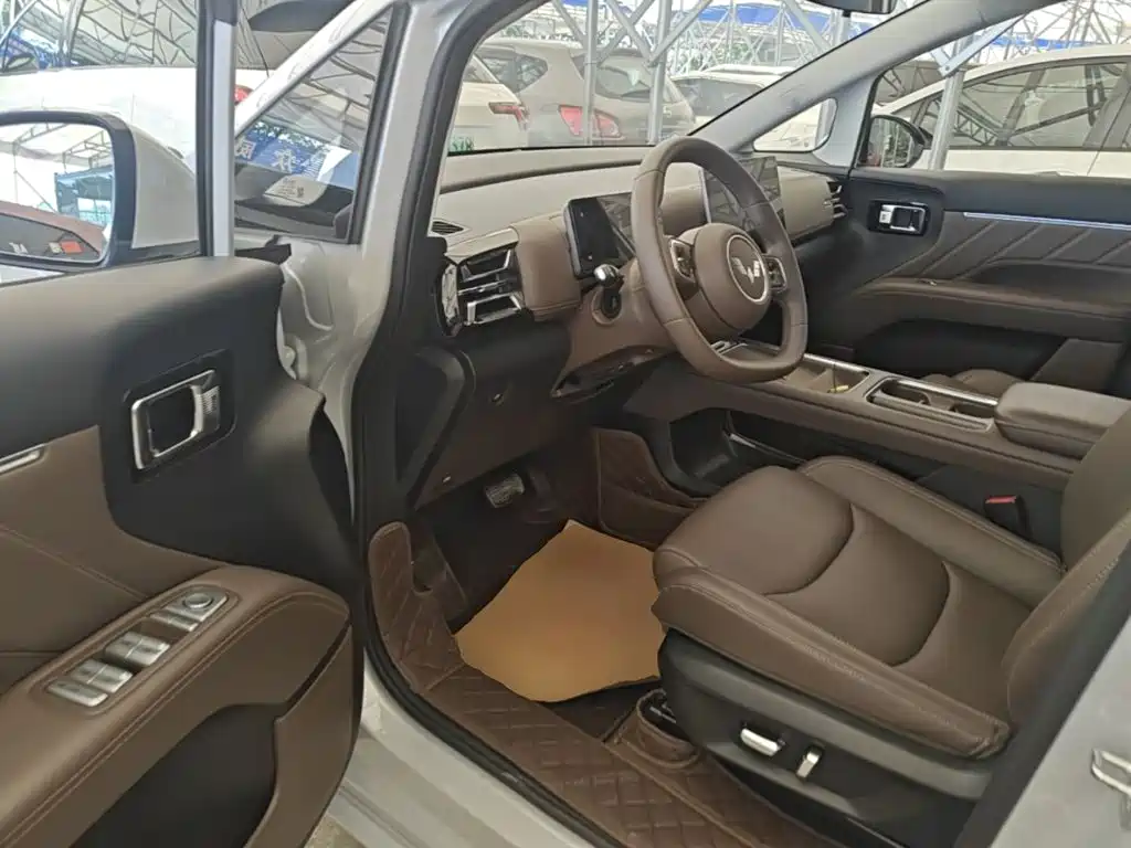 Wuling Xingguang 730 New Energy — миниатюра 16