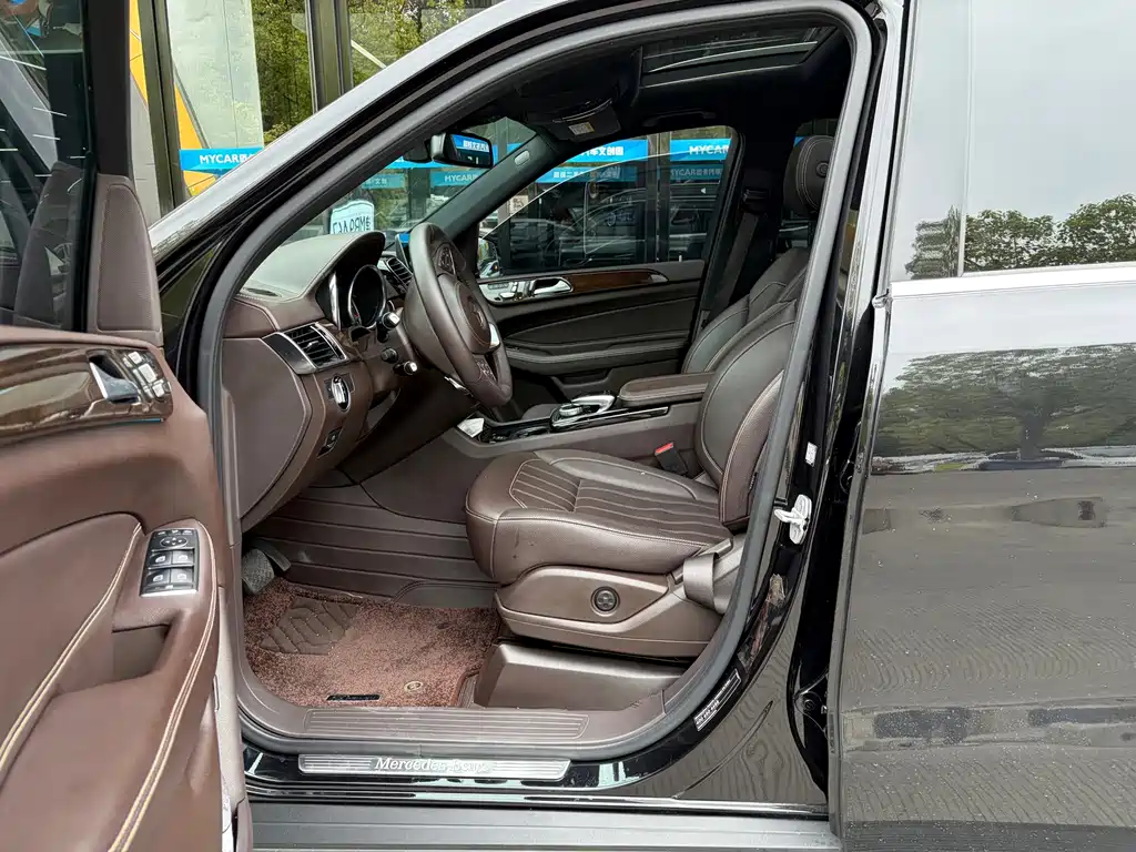 Mercedes-Benz GLS — миниатюра 2