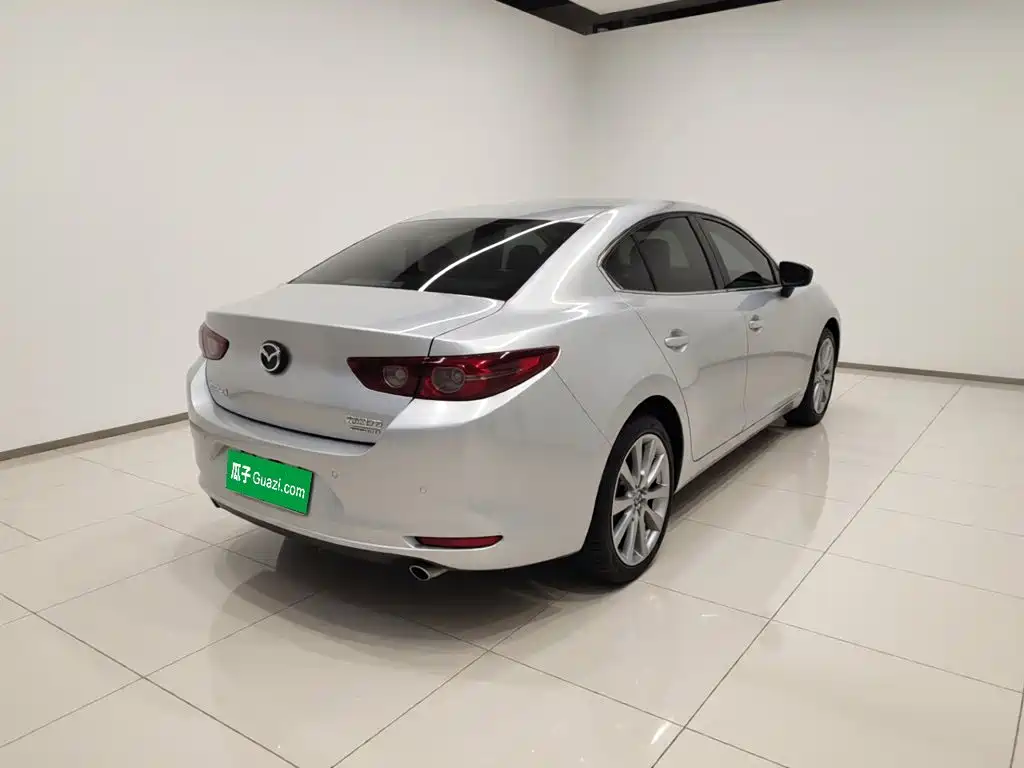Mazda 3 Axela — миниатюра 4