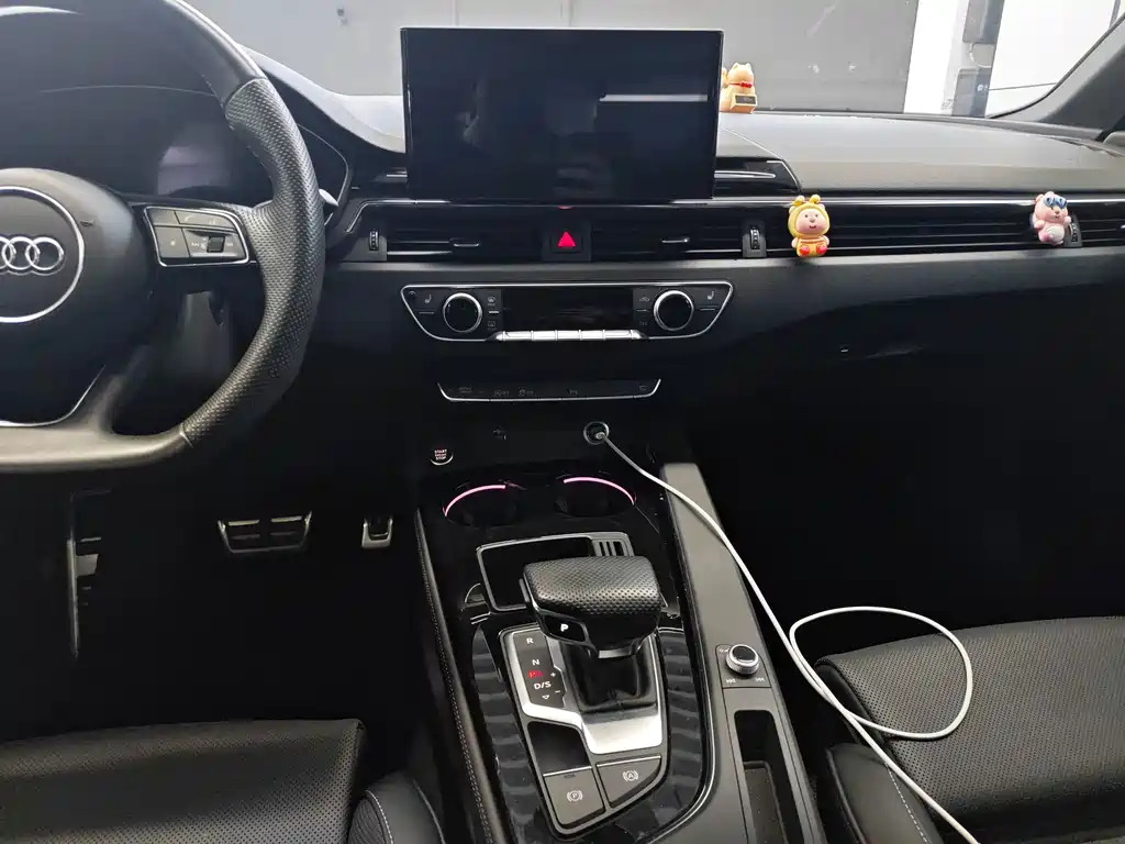 Audi A4L — миниатюра 6