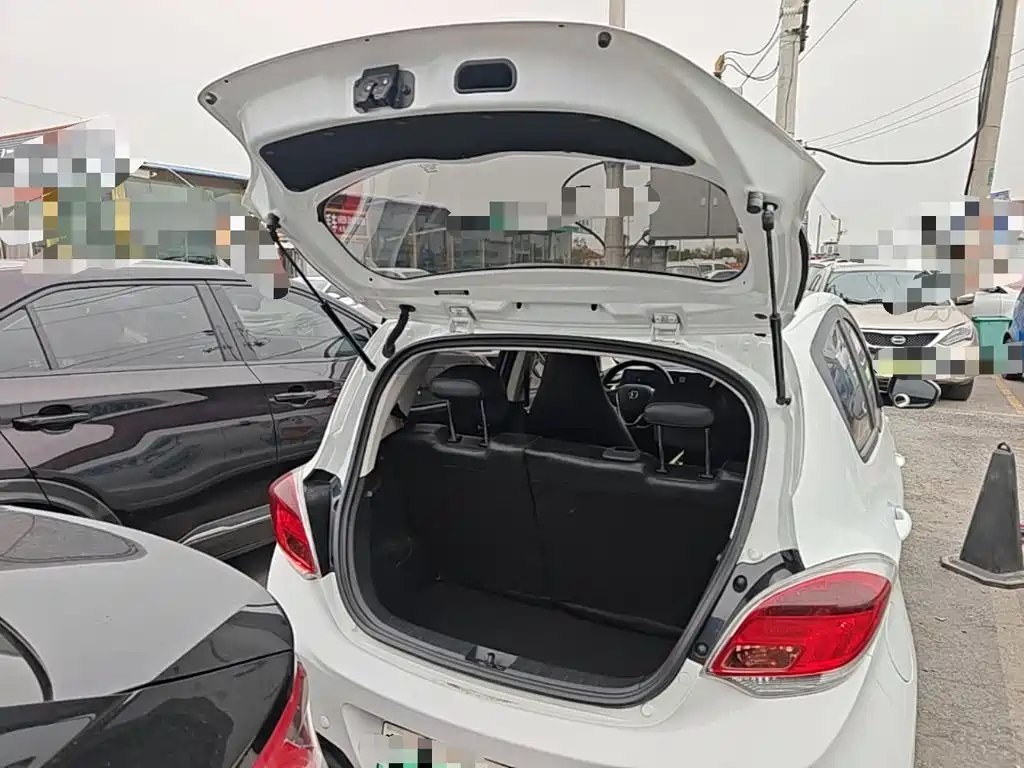 Changan Benben E-Star — миниатюра 19