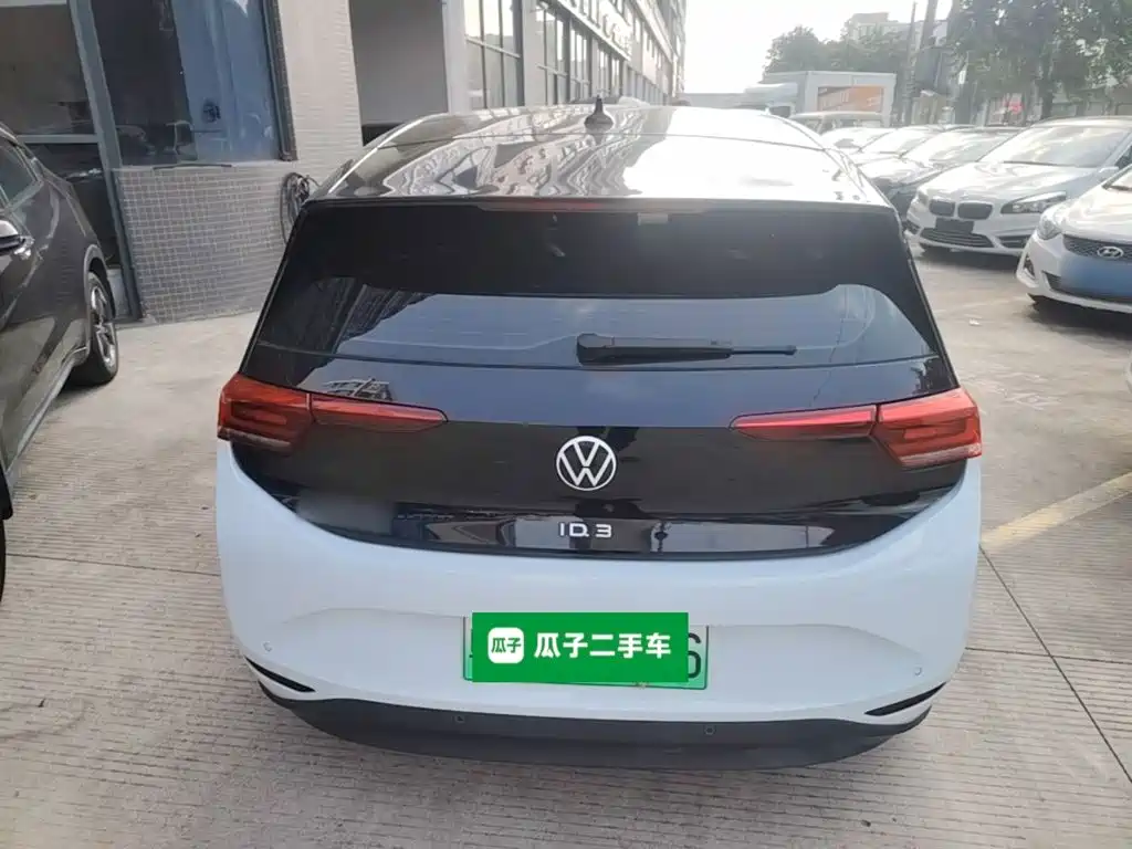 Volkswagen ID.3 — миниатюра 6