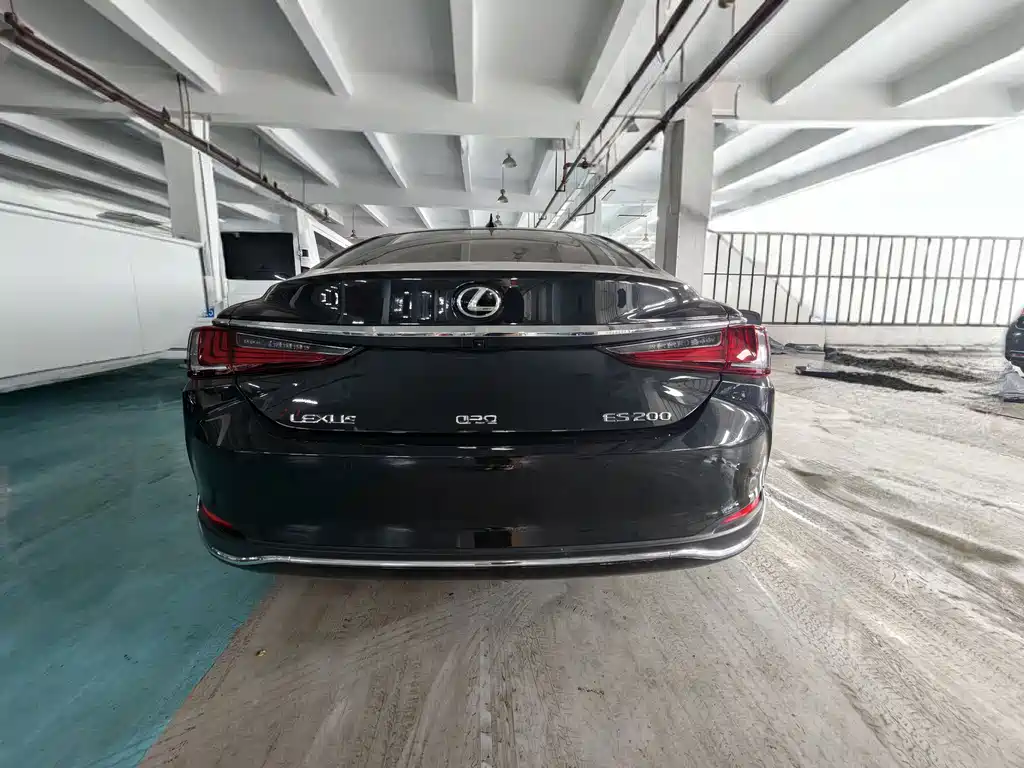 Lexus ES 2024 200 Premium