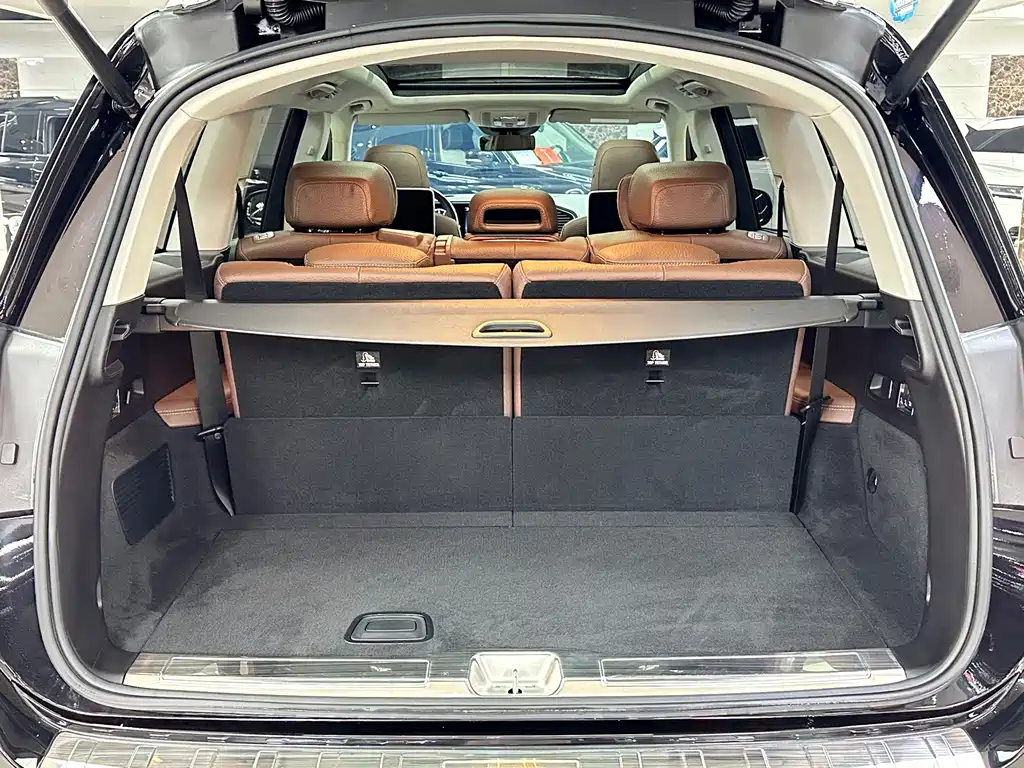 Mercedes-Benz GLS — миниатюра 30