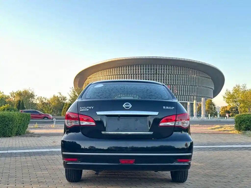 Nissan Sylphy — миниатюра 5