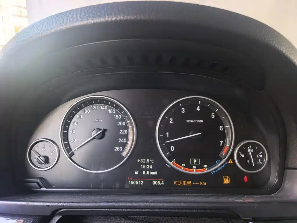 BMW 5 Series — миниатюра 13
