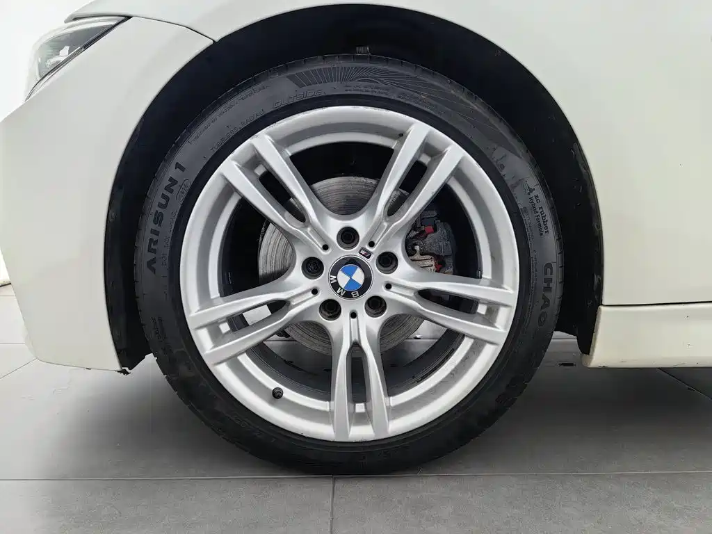 BMW 3 Series — миниатюра 17