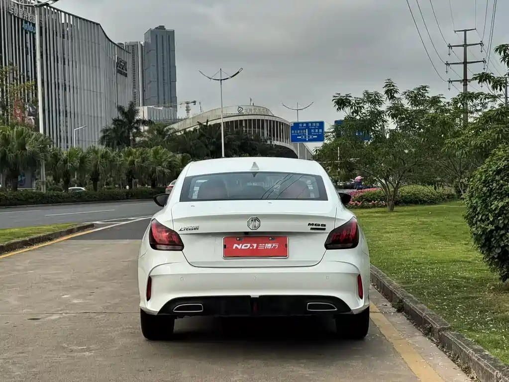 MG 5 2021 300TGI DCT Flagship