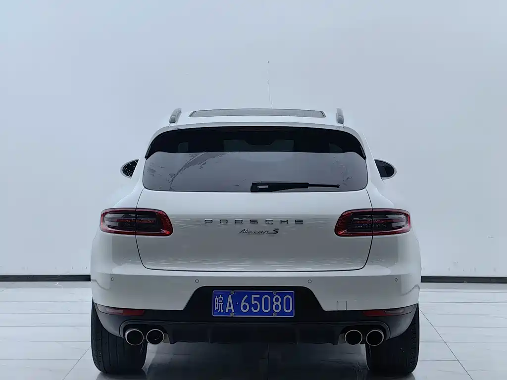 Porsche Macan — миниатюра 16