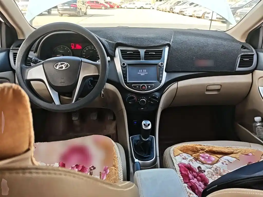 Hyundai Verna — миниатюра 10