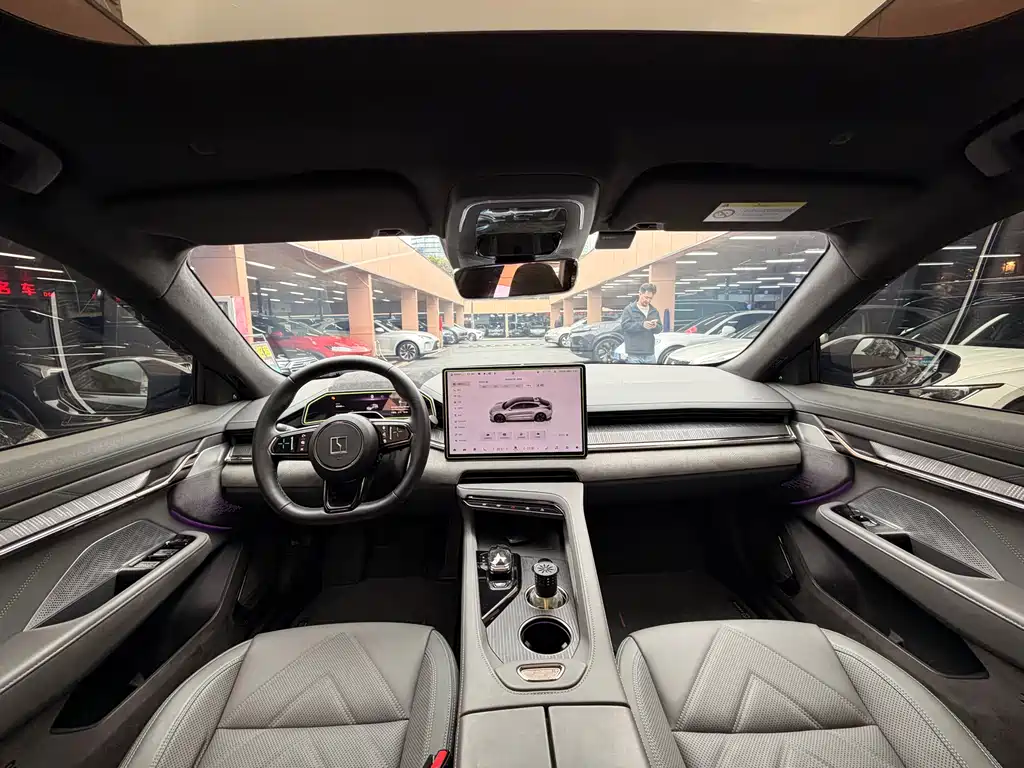 ZEEKR EXTREME KRYPTON 001