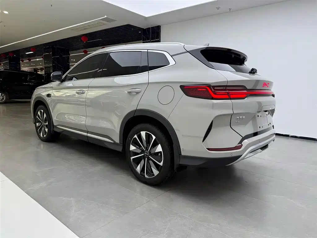 BYD Song Plus PLUS 2025 EV 520km Luxury