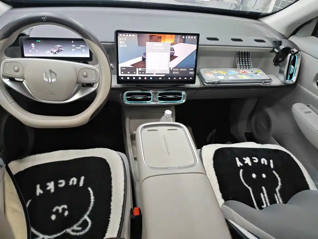 Leapmotor Leapmotor B10 — миниатюра 4
