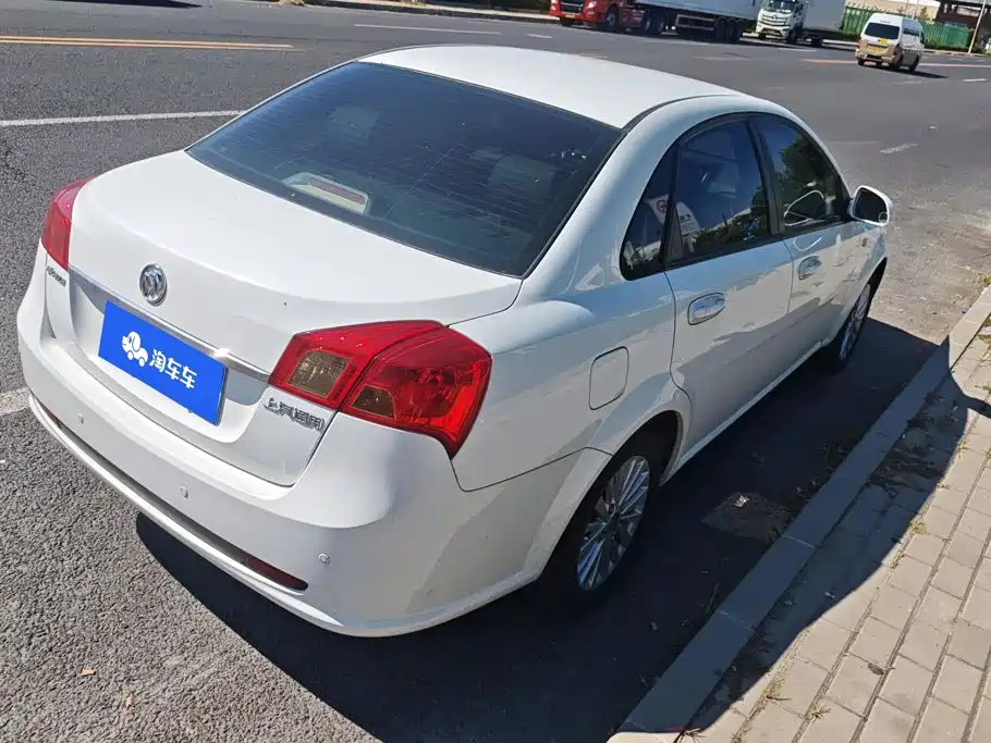 Buick Excelle — миниатюра 3