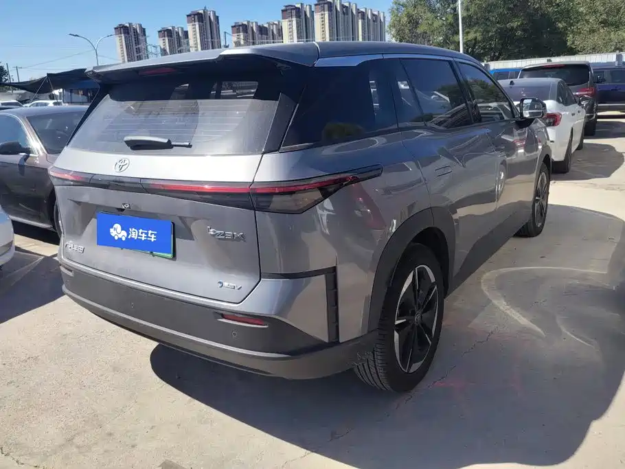Toyota bZ3X — миниатюра 3