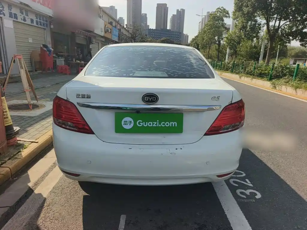 BYD Qin NEV — миниатюра 6