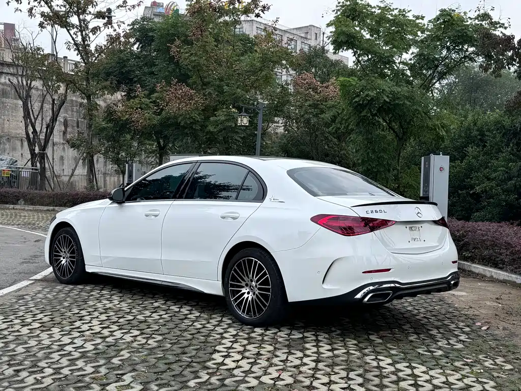 MERCEDES-BENZ C CLASS