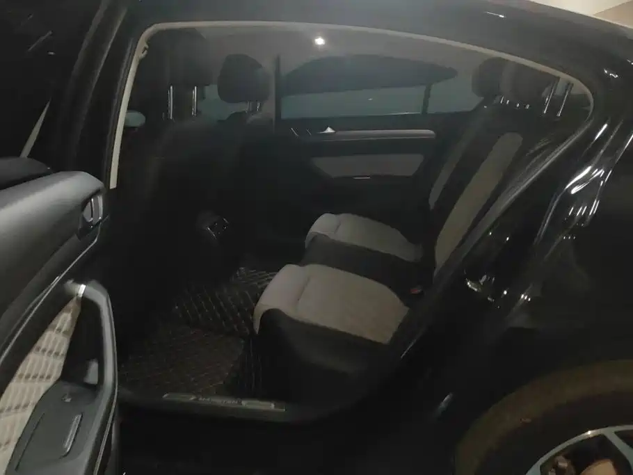 Volkswagen Magotan — миниатюра 11