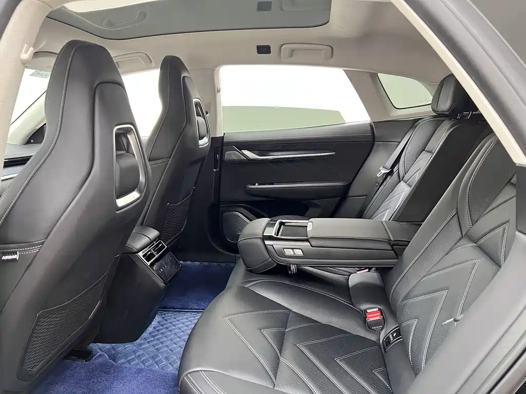 ZEEKR EXTREME KRYPTON 001