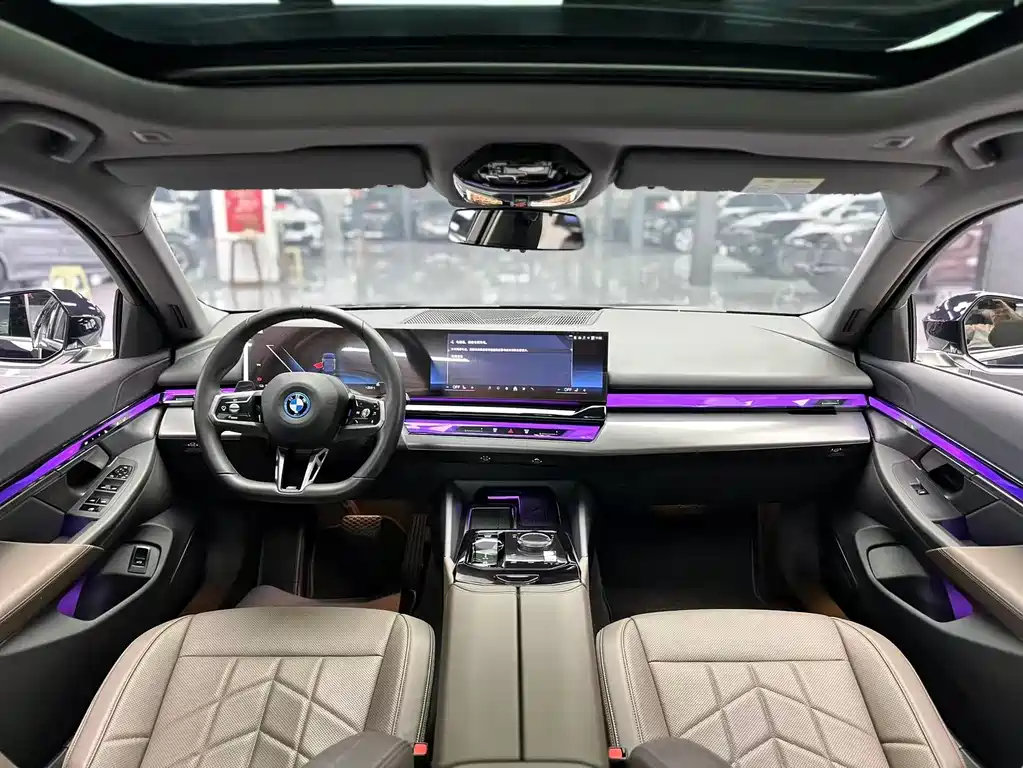 BMW I5