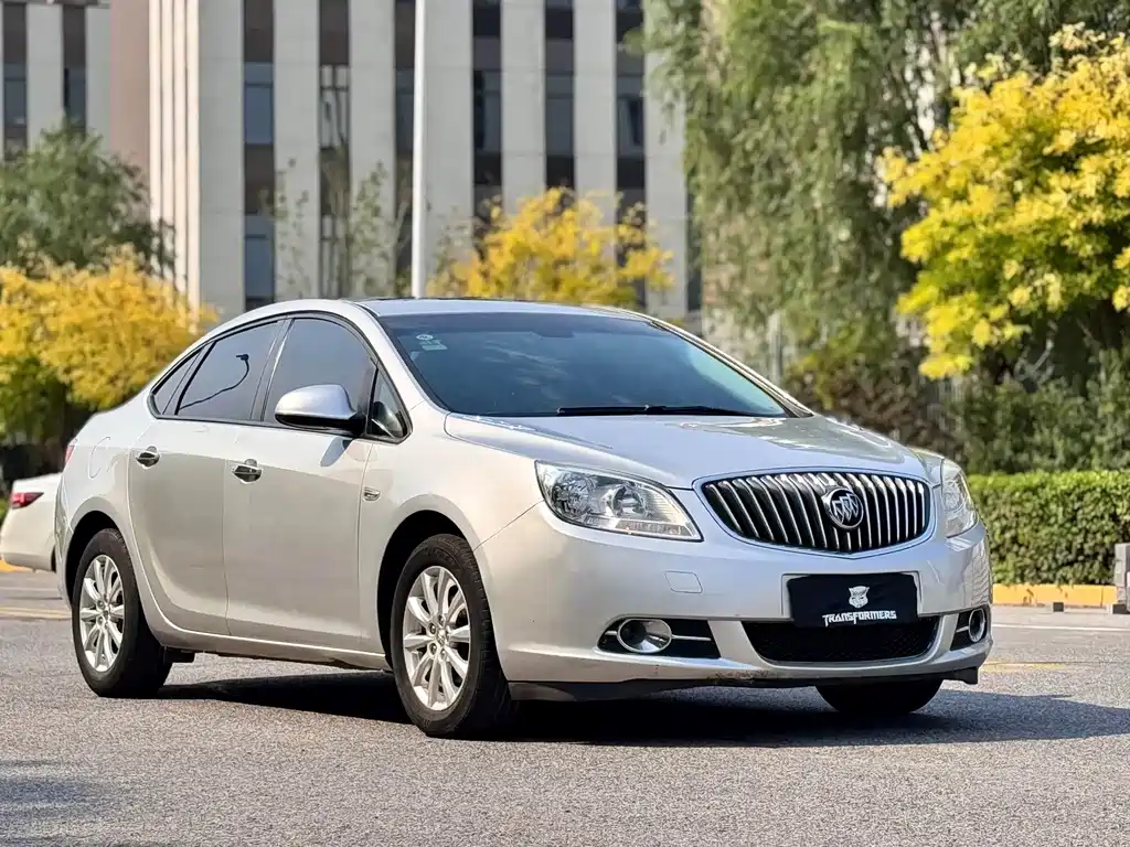 Buick Excelle — миниатюра 3