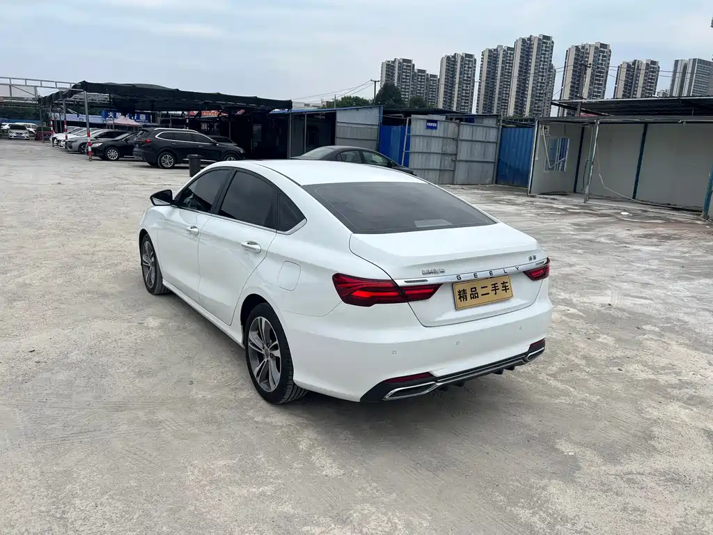 Geely Binrui — миниатюра 15