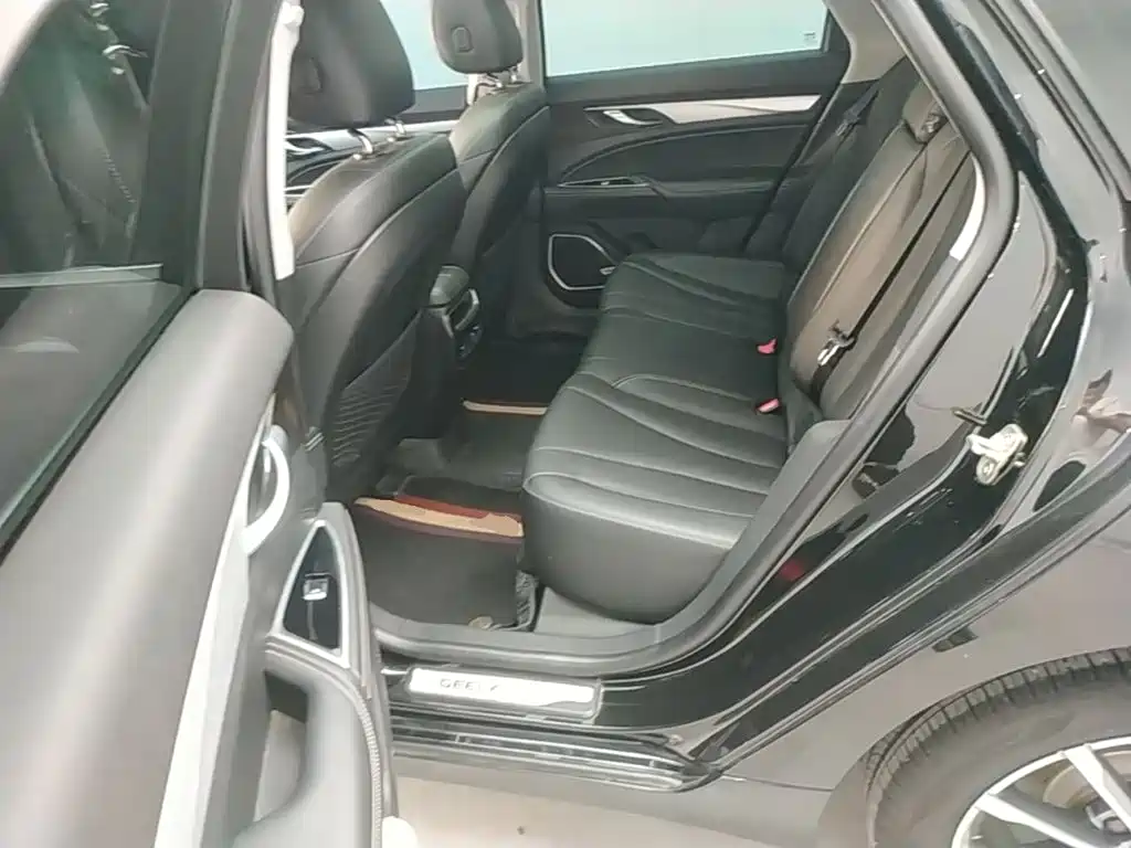 Geely Borui — миниатюра 17