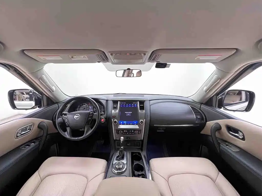 Nissan Patrol — миниатюра 15