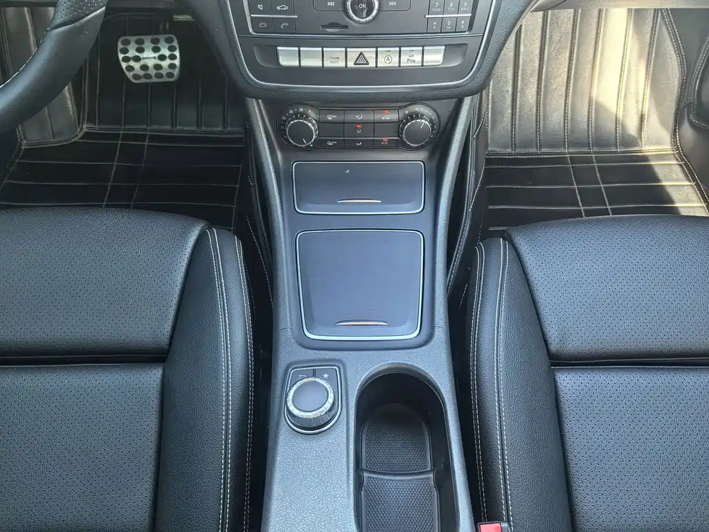 Mercedes-Benz GLA — миниатюра 24