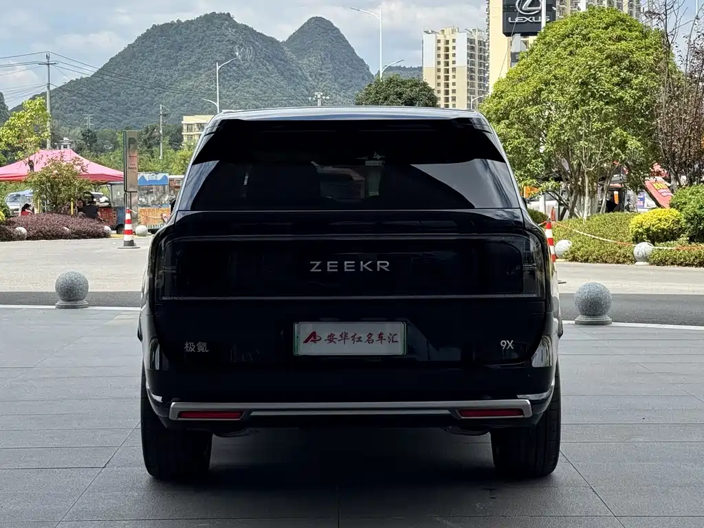 Zeekr 9X — миниатюра 5