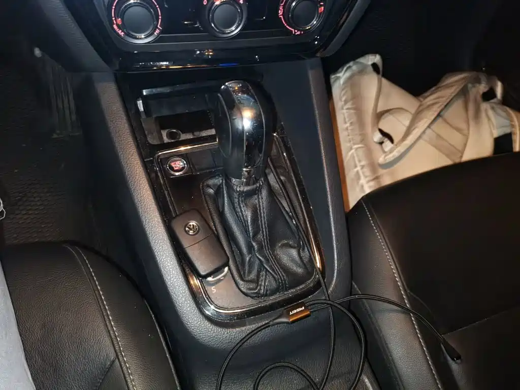 Volkswagen Sagitar — миниатюра 15