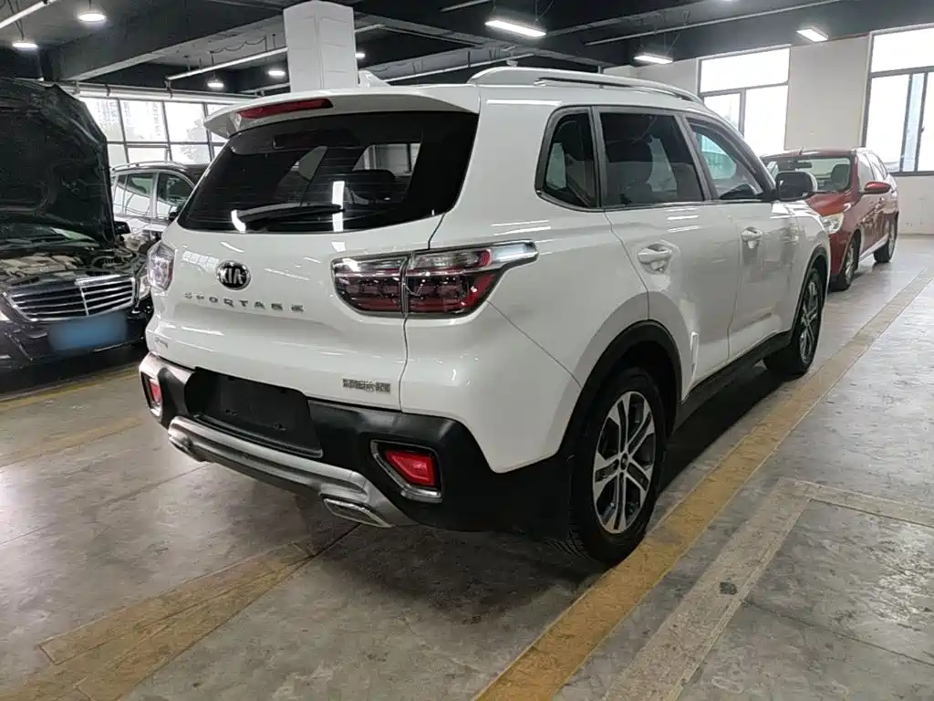 Kia Sportage — миниатюра 7