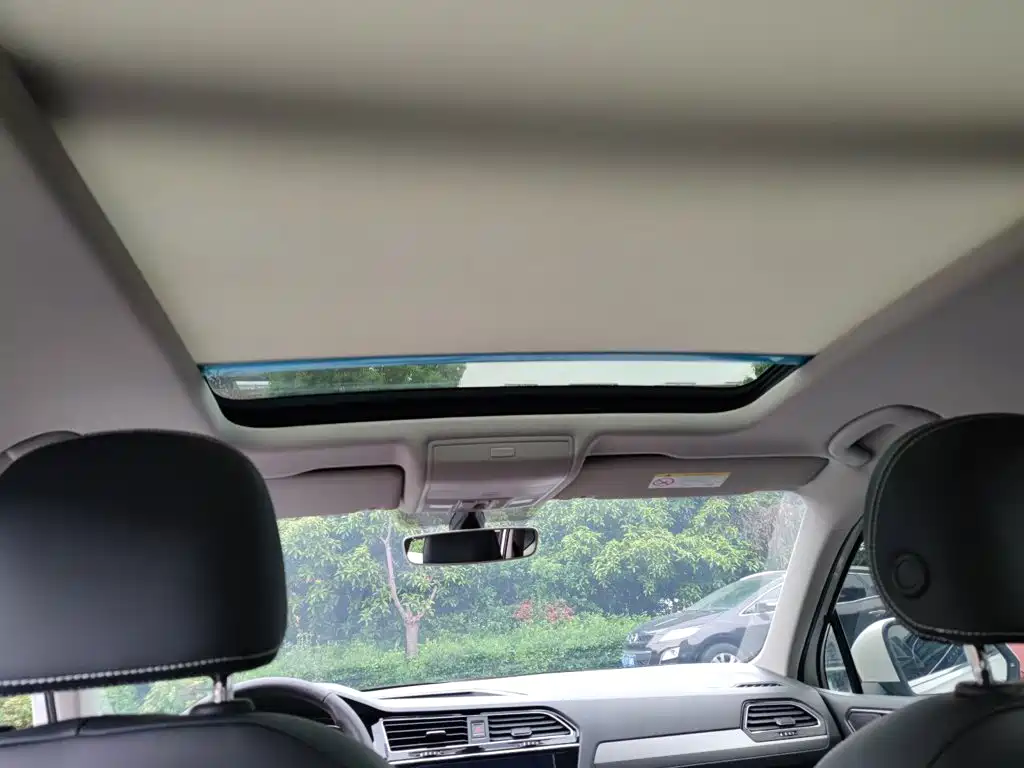 Volkswagen Tiguan L — миниатюра 9