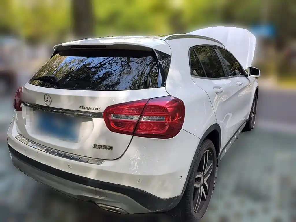 Mercedes-Benz GLA — миниатюра 4