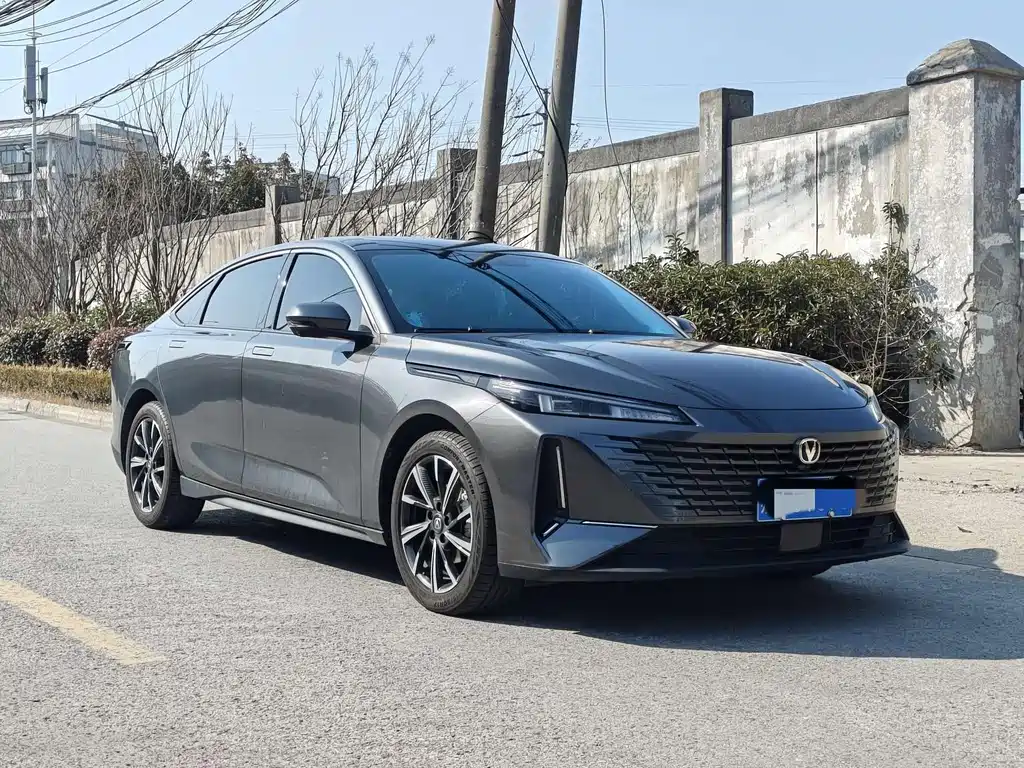 Changan Yida — миниатюра 5