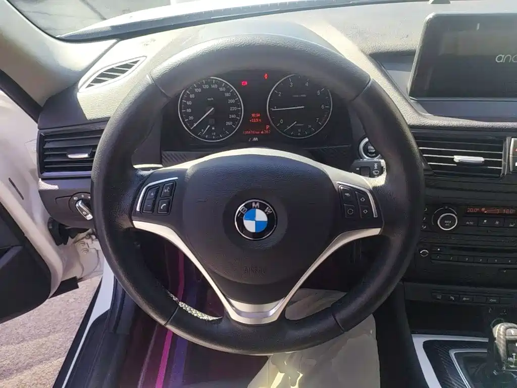 BMW X1 — миниатюра 11