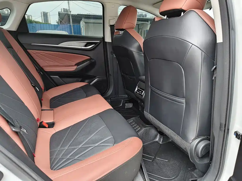 Changan Eado — миниатюра 8