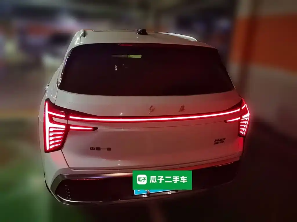 Hongqi Hongqi HS3 — миниатюра 3
