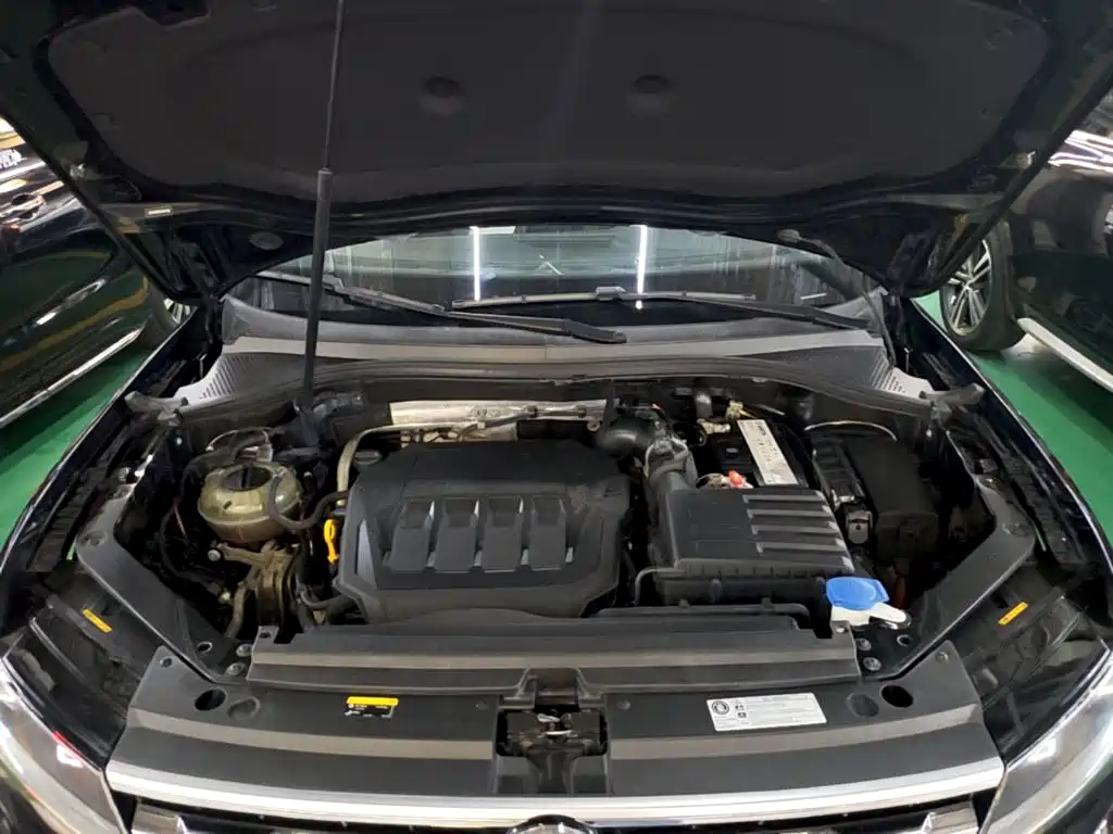 Volkswagen Tiguan L — миниатюра 20