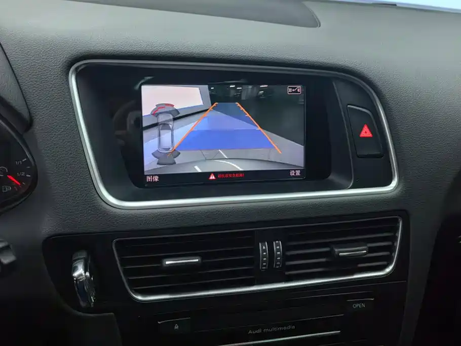 Audi Q5 — миниатюра 13