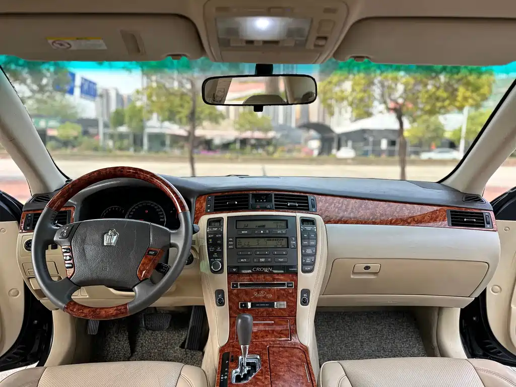 Toyota Crown 2007 2.5L Royal