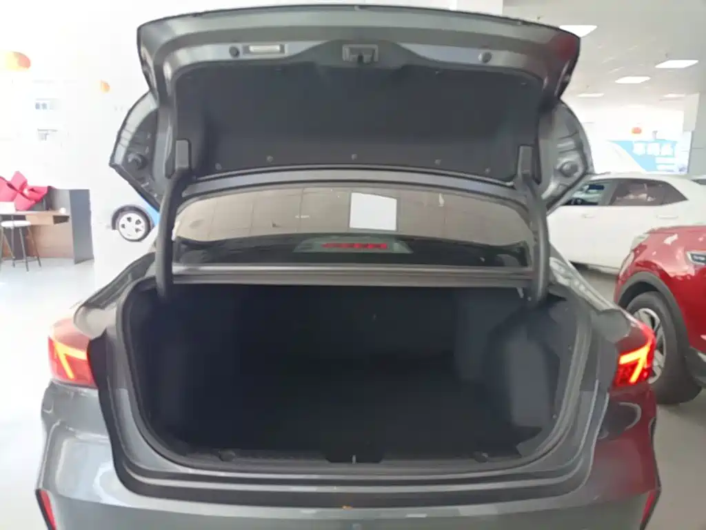 Changan Eado — миниатюра 19