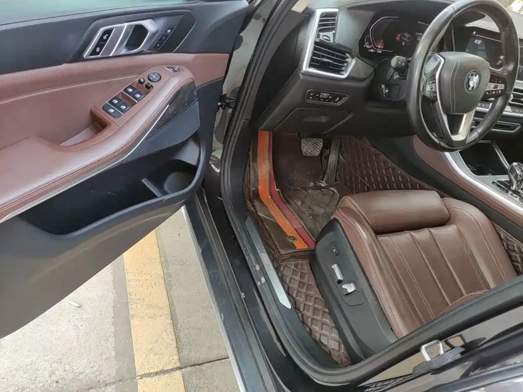 BMW X5 (Import) — миниатюра 16