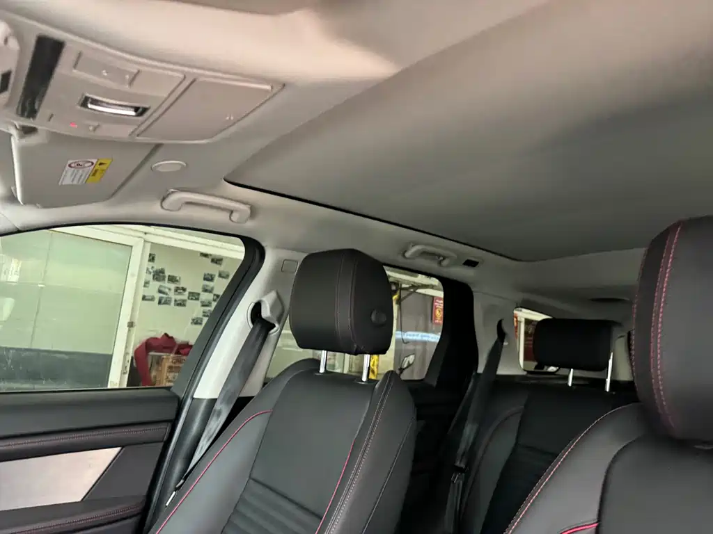 LAND ROVER DISCOVER SPORTS