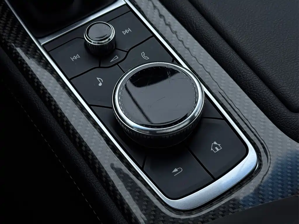 Cadillac CT5 — миниатюра 12