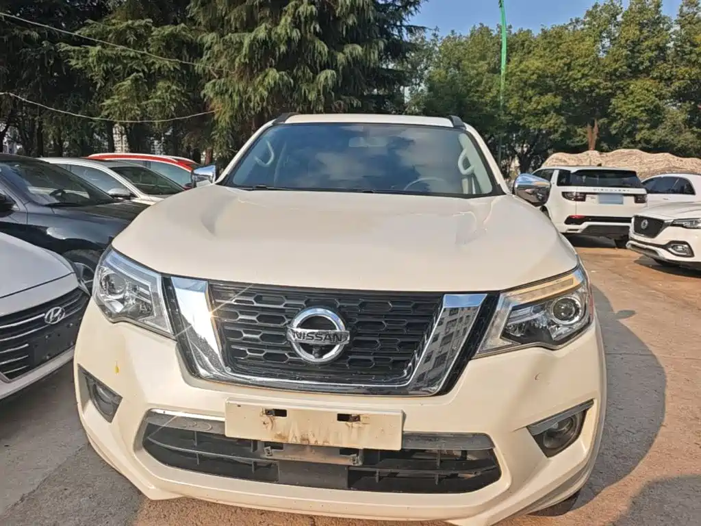Nissan Terra — миниатюра 3