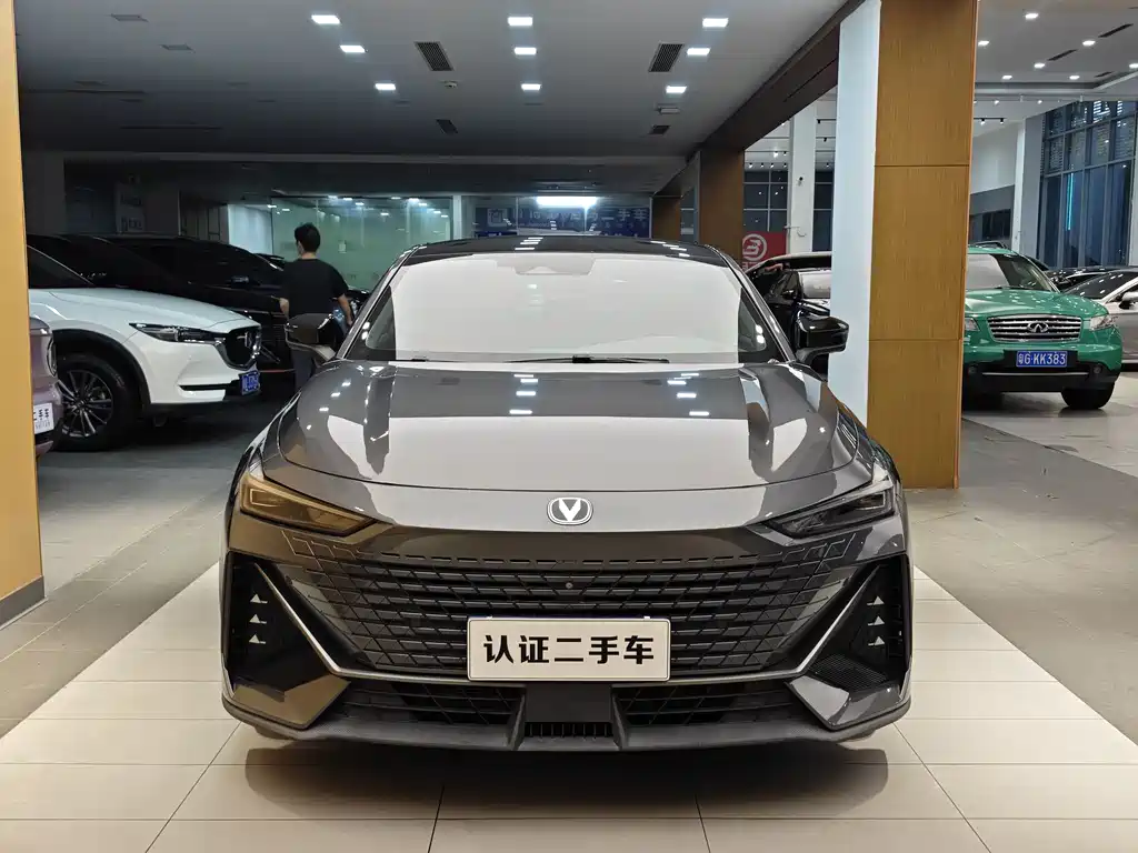 Changan UNI-V 2022 1.5T