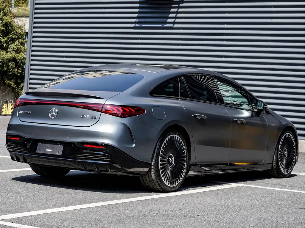 Mercedes-Benz EQS AMG — миниатюра 6