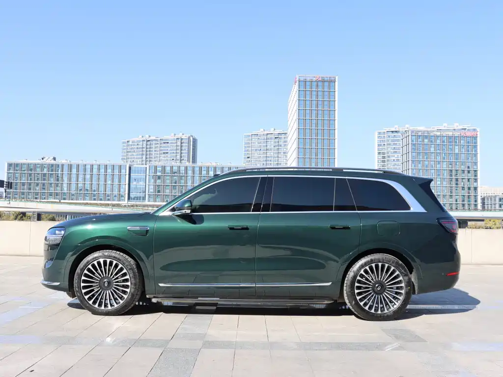 AITO ASK THE WORLD M9